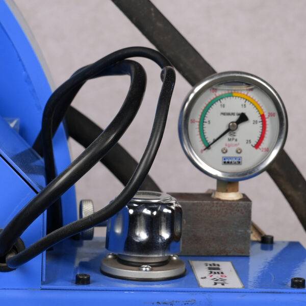 Single-head riveting machine - 图片 2