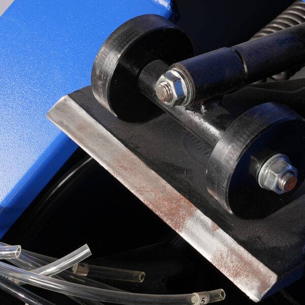 A handle-controlled machine for removing brake pads - 图片 4