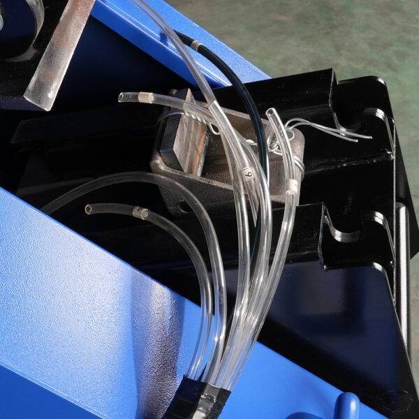Remote-controlled machine for removing brake pads - 图片 4