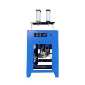Oil injection machine
